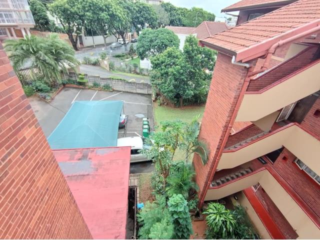 3 Bedroom Apartment for sale in Windermere