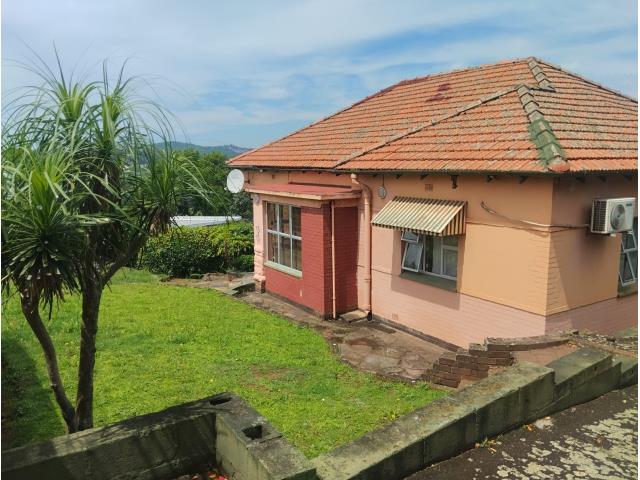 3 Bedroom House for sale in Umbilo