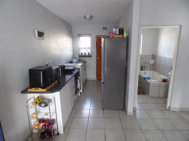 2 Bedroom Apartment for sale in Newlands East