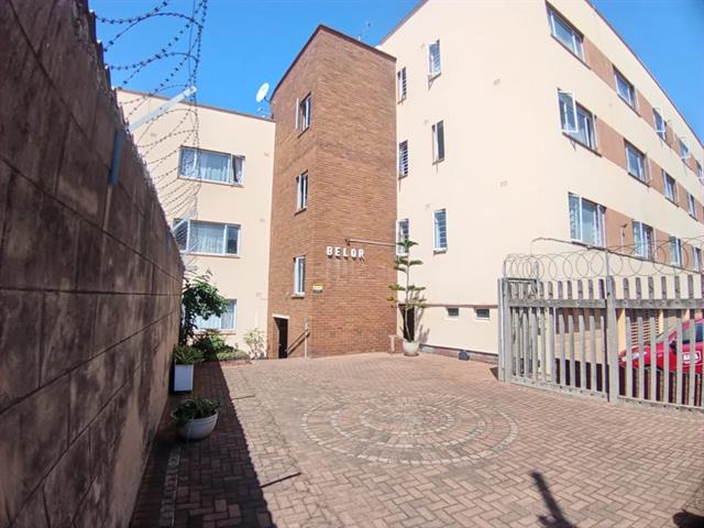 2 Bedroom Apartment for sale in Windermere