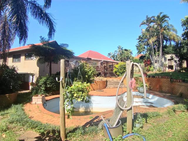 4 Bedroom House for sale in Umkomaas