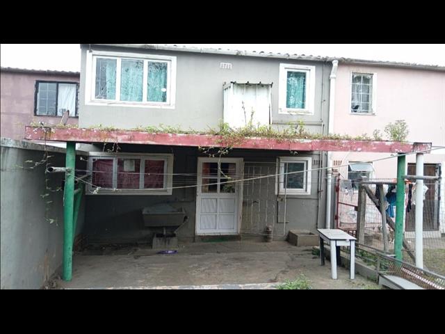 2 Bedroom House for sale in Newlands East