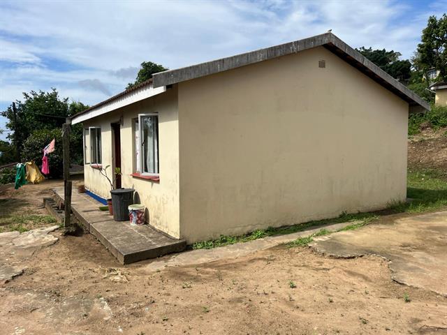 2 Bedroom House for sale in Umlazi J
