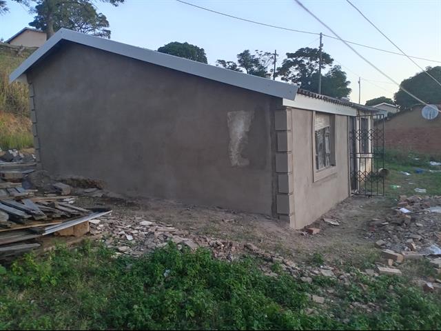 2 Bedroom House for sale in Umlazi J