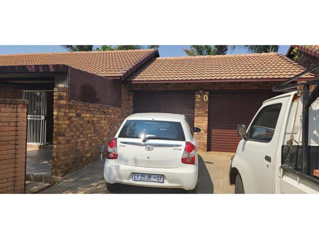 3 Bedroom Simplex to let in Equestria