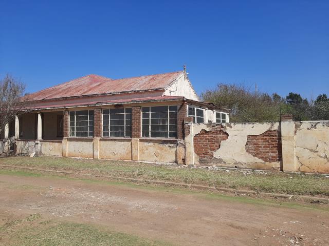 4 Bedroom House for sale in Sterkstroom