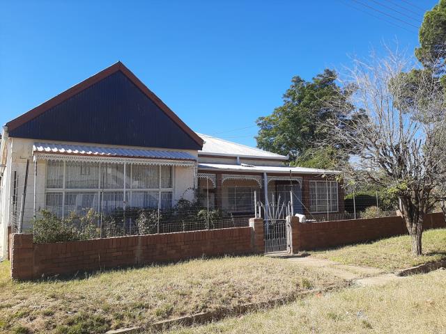 3 Bedroom House for sale in Sterkstroom