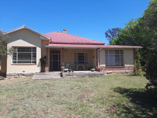 3 Bedroom House for sale in Molteno