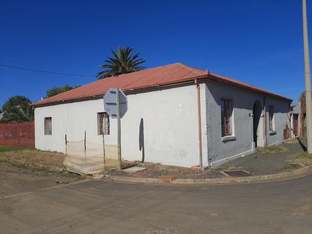 4 Bedroom House for sale in Sterkstroom