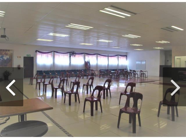 900m² Commercial space for sale in South Beach