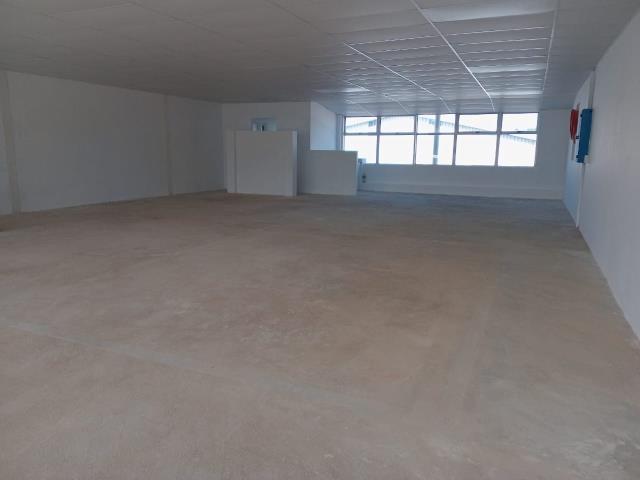 177m² Commercial space to let in New Germany