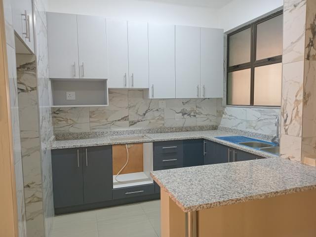 2 Bedroom Flat for sale in South Beach
