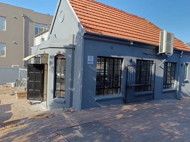 217m² Commercial space to let in Morningside