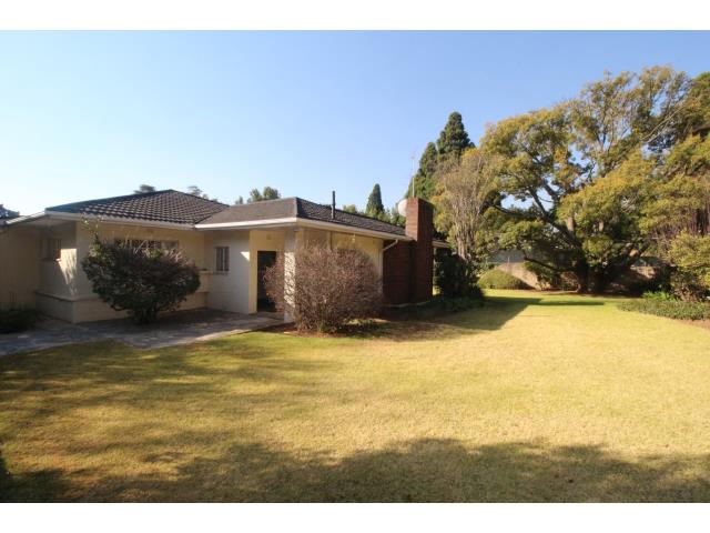 4 Bedroom House to let in Oaklands