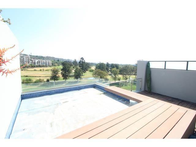 3 Bedroom Penthouse to let in Houghton Estate