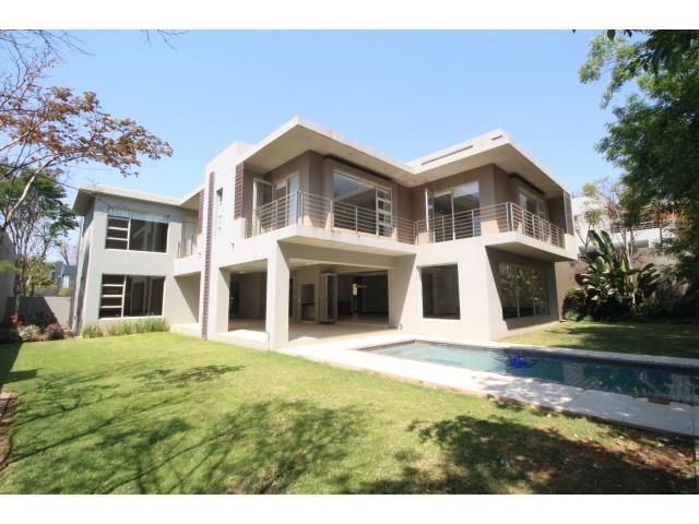 4 Bedroom House to let in Hyde Park