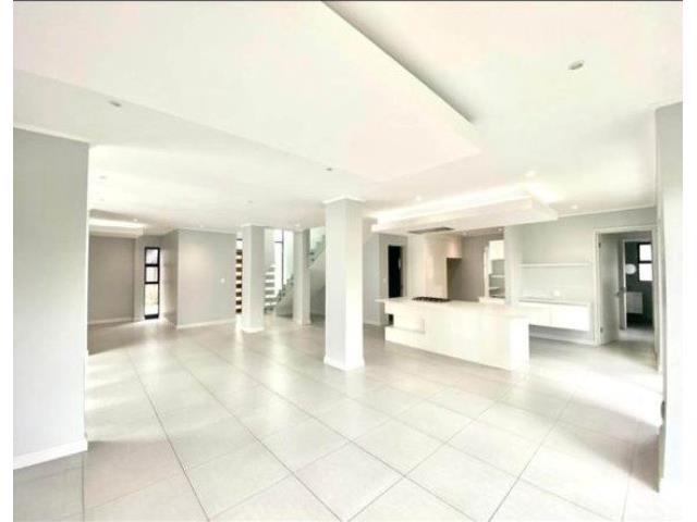 3 Bedroom Cluster to let in Sandown