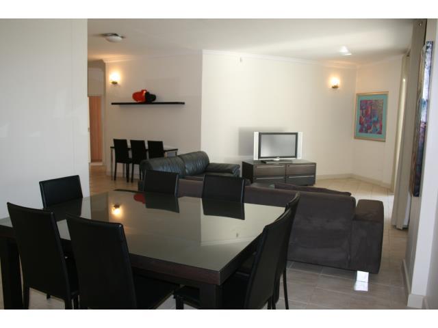 3 Bedroom Apartment to let in Morningside