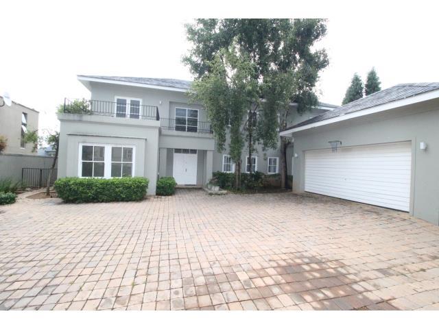 4 Bedroom House to let in Benmore Gardens