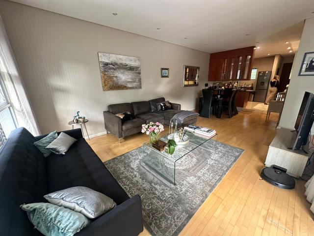 2 Bedroom Apartment to let in Oaklands