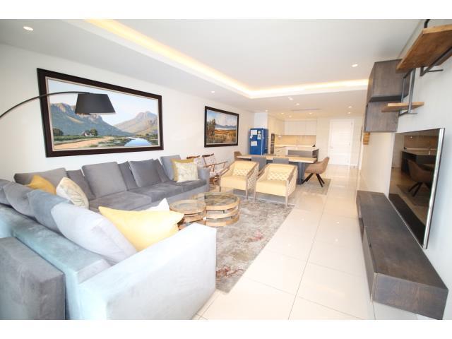 2 Bedroom Apartment to let in Houghton Estate