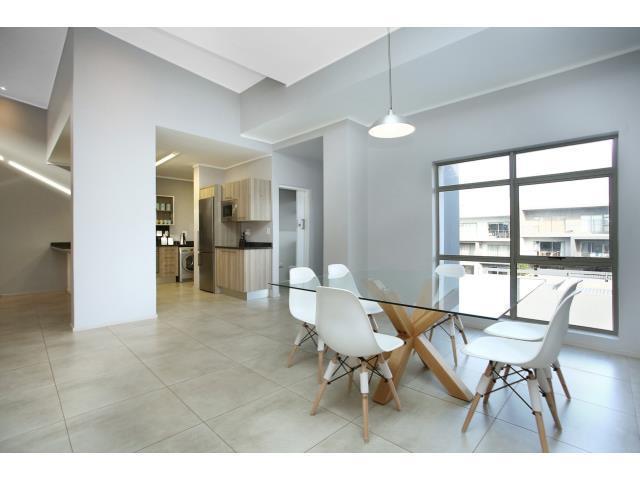 3 Bedroom Apartment to let in Rosebank