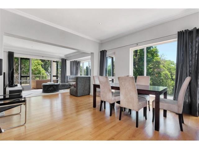 2 Bedroom Apartment to let in Morningside