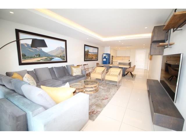 2 Bedroom Penthouse to let in Houghton Estate