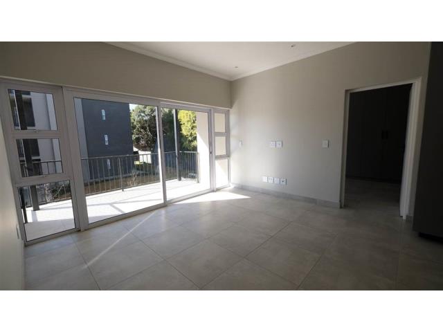 2 Bedroom Apartment to let in Muckleneuk