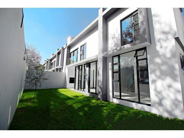 3 Bedroom Cluster to let in Houghton Estate