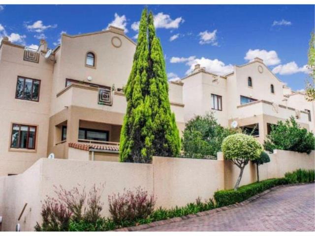 1 Bedroom Townhouse to let in Melrose Estate