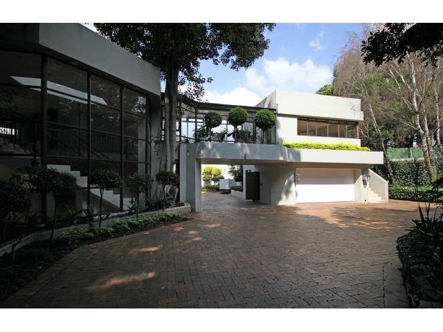 6 Bedroom House to let in Atholl