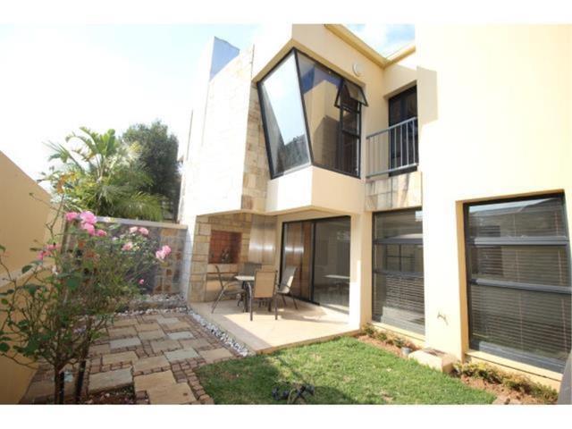 2 Bedroom Townhouse to let in Melrose