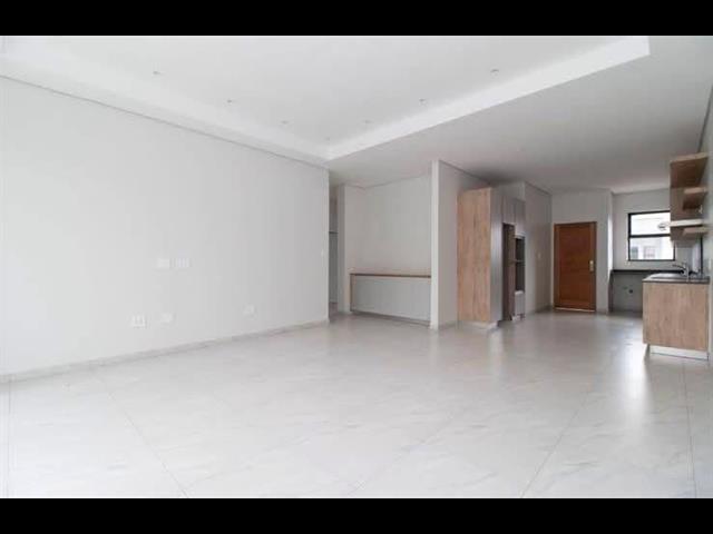 3 Bedroom Apartment to let in Sydenham
