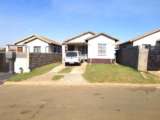 3 Bedroom House for sale in Windmill Park