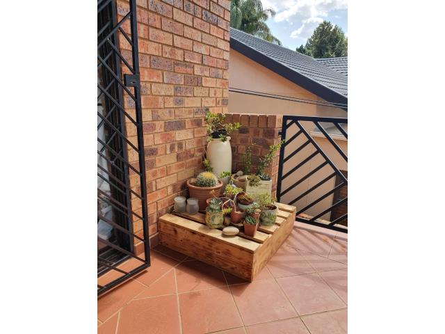 1.5 Bedroom House to let in Little Falls