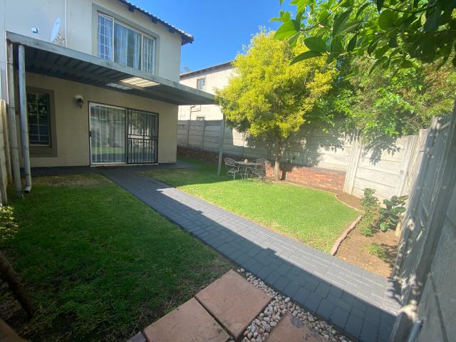 2 Bedroom Duplex to let in Sonneglans