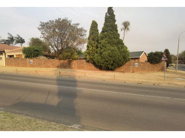 4 Bedroom House to let in Allen's Nek