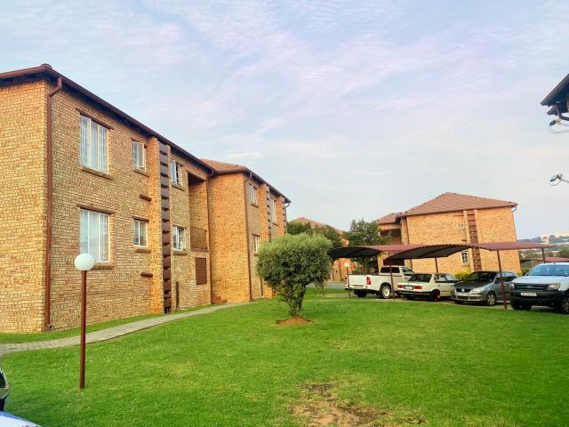 2 Bedroom House for sale in Halfway Gardens