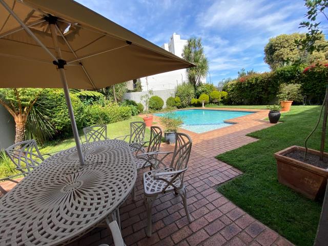 3 Bedroom Apartment for sale in Eltonhill