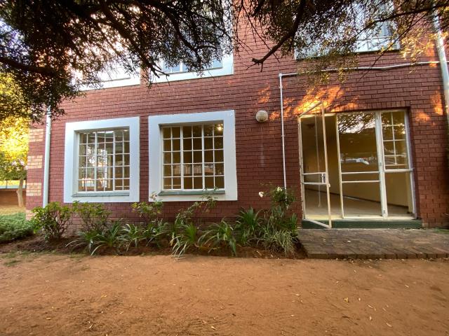 3 Bedroom Apartment to let in Halfway Gardens