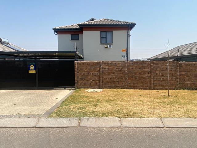 4 Bedroom House for sale in Mindalore