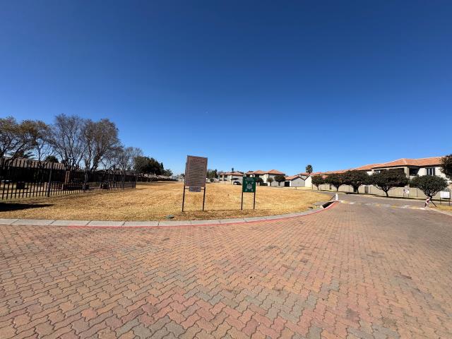 2 Bedroom Apartment to let in Bergbron