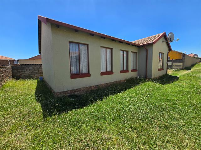 3 Bedroom House for sale in Sharon Park