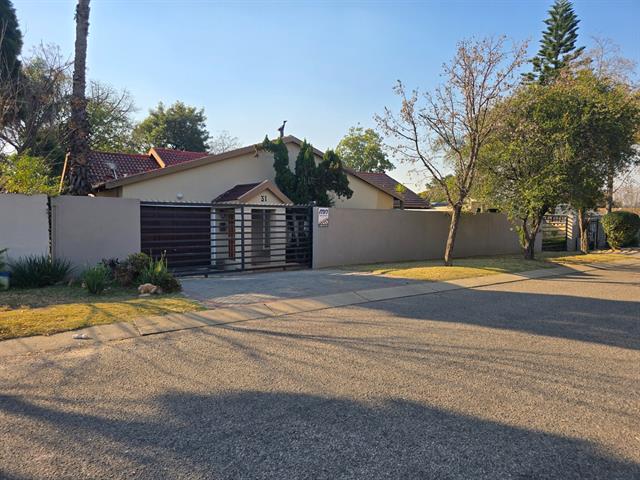 4 Bedroom House for sale in The Reeds