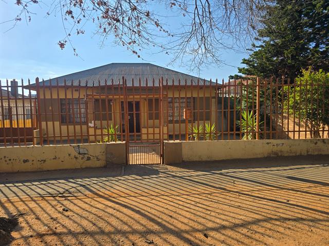 3 Bedroom House for sale in Forest Hill