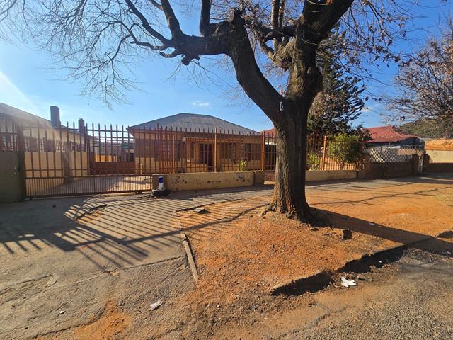 3 Bedroom House for sale in Forest Hill
