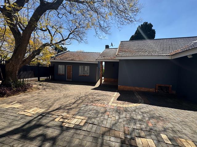  to let in Northcliff