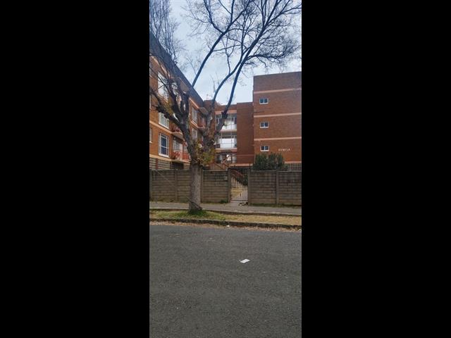 3 Bedroom Apartment for sale in Rosettenville