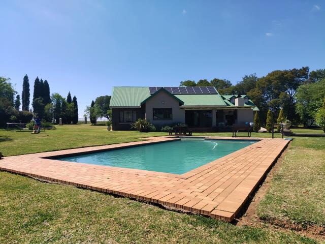 2.42  ha Agricultural Holding for sale in Bapsfontein